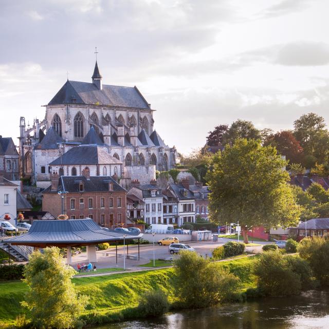 View of Pont-de-l'Arche with its church and the river Eure